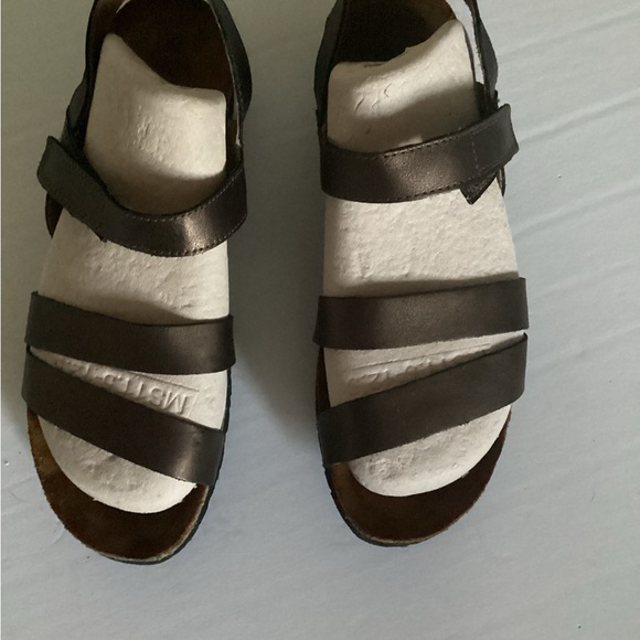 Naot Elegant Kayla Strappy Cork Sandals In Buffalo Leather Size 40 - Picture 2 of 10